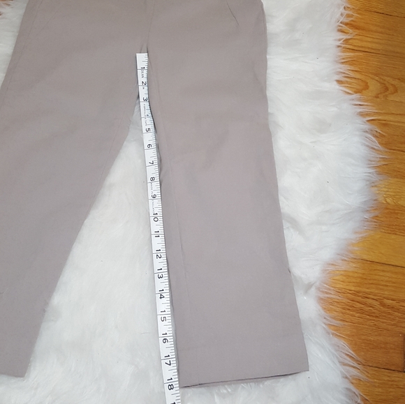 RW&Co Modern Stretch Cropped Legging - Picture 6 of 10